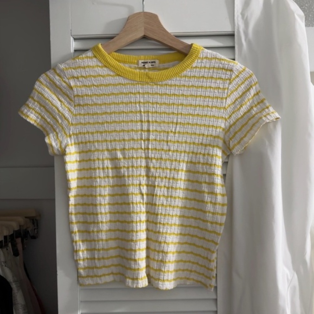 Heart & Hips Yellow & White Ribbed Baby Tee | S | Y2K